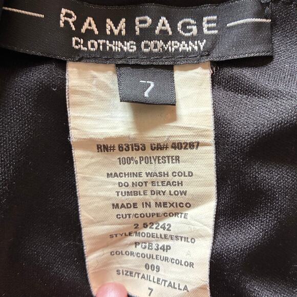 Bohemian black white floral skirt, Rampage size 7 flowy handkerchief hem midi - Picture 5 of 7